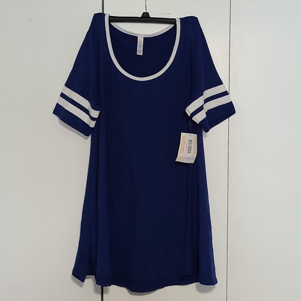 Lularoe Perfect T shirt